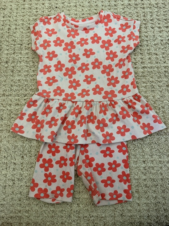 Cat & Jack Other - Cat & Jack White and Coral Floral Peplum Pajama Set